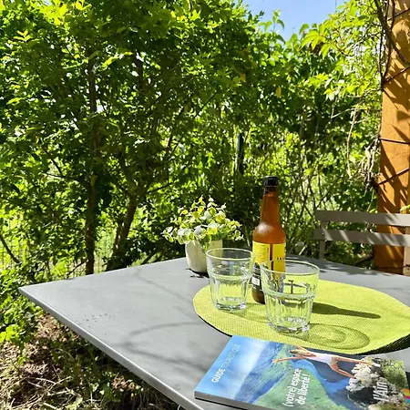 D'hotes Grange Debout Bed & Breakfast