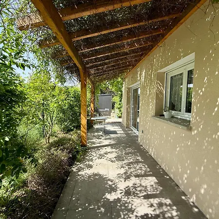 D'hotes Grange Debout Bed & Breakfast 3*