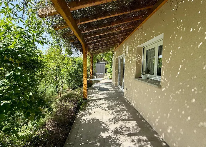 D'hotes Grange Debout Bed and Breakfast 3*