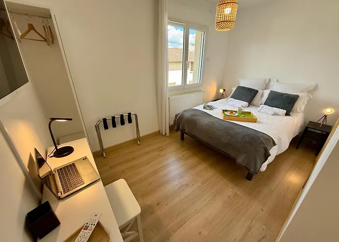 D'hotes Grange Debout Bed and Breakfast